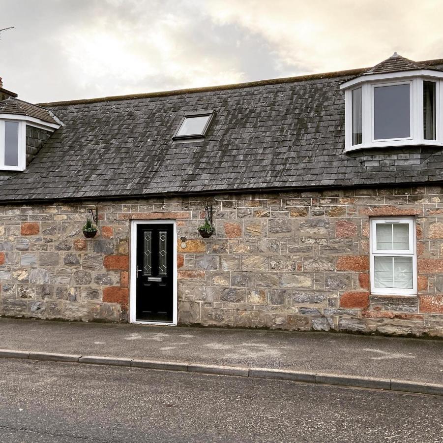 Islas Cottage, A Home In The Heart Of Speyside Dufftown Eksteriør billede